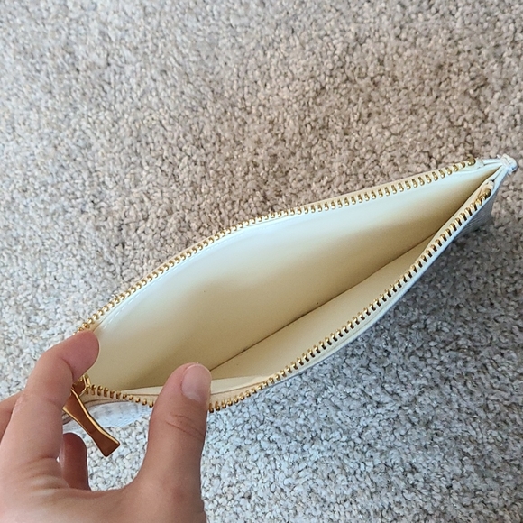 Kate Spade Pouch - Picture 3 of 3